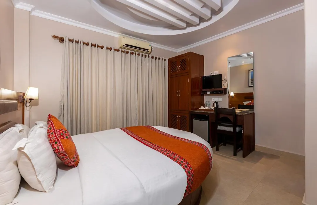 Kuti Resort & Spa-1